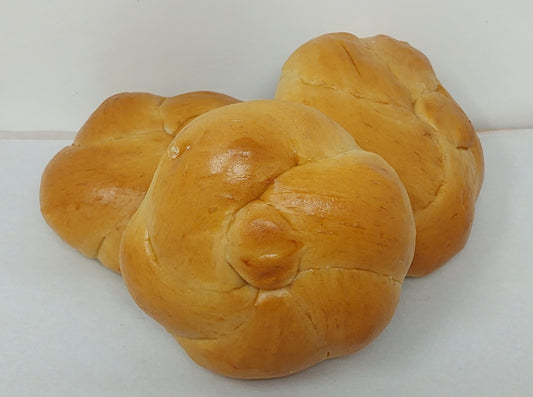 Challah Rolls are soft fluffy braided bread enriched with eggs. 